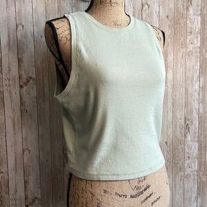 3/$15 ☮️ Hollister Light Green Ribbed Fitted Cropped Sleeveless Tank…